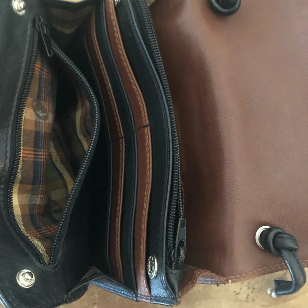 Derek Alexander Black Leather Crossbody Bag/Wallet - Picture 4 of 8